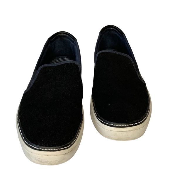 Ted Baker of‎ London Teutra 2 navy suede slip on sneaker.  Size 11 - Picture 2 of 8